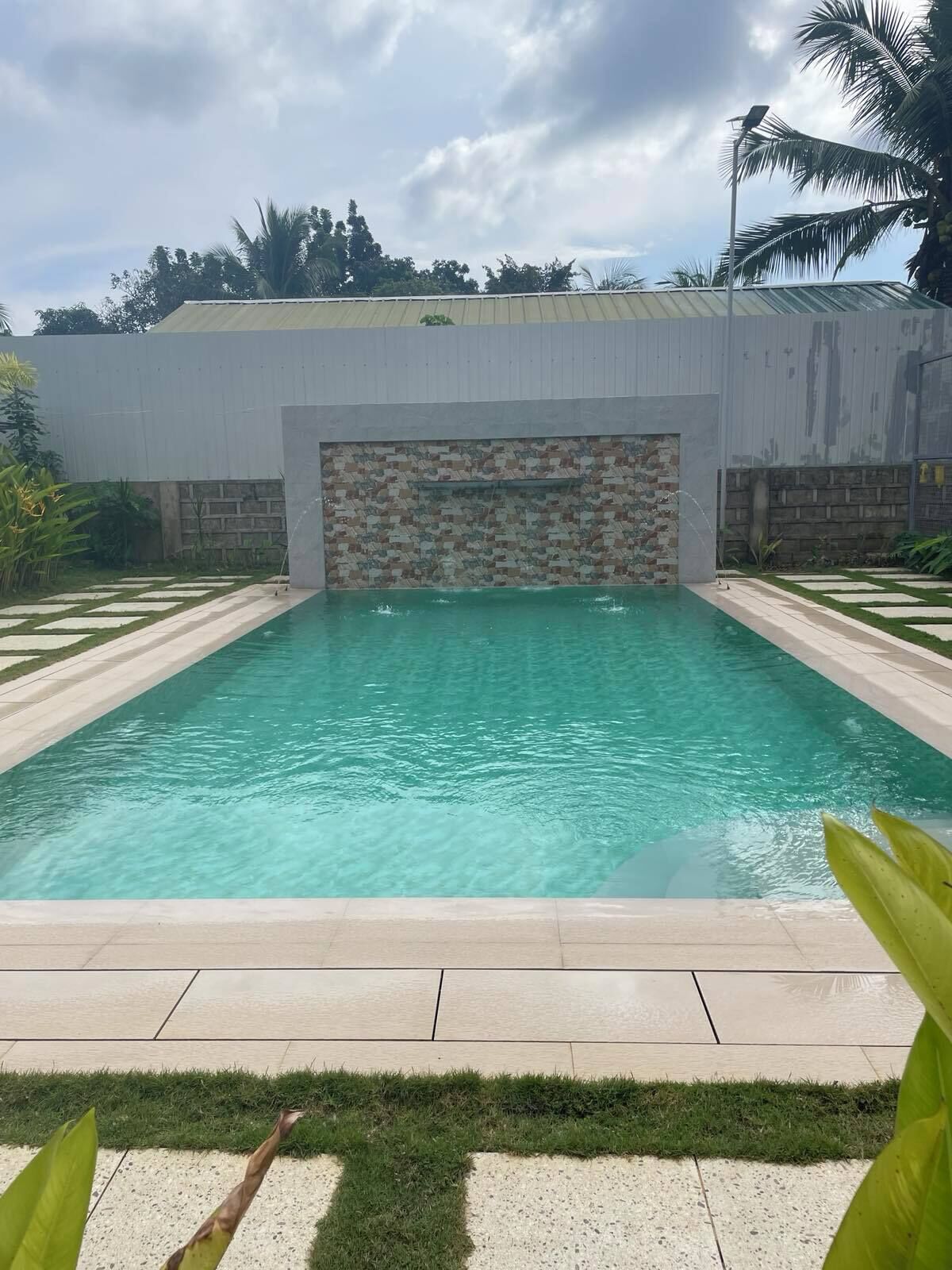 Piscina externa sazonal