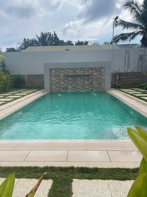 Seasonal outdoor pool