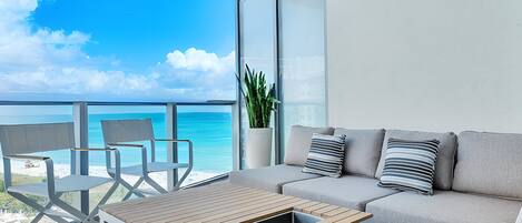 Télévision, livres, médiathèque, vidéothèque