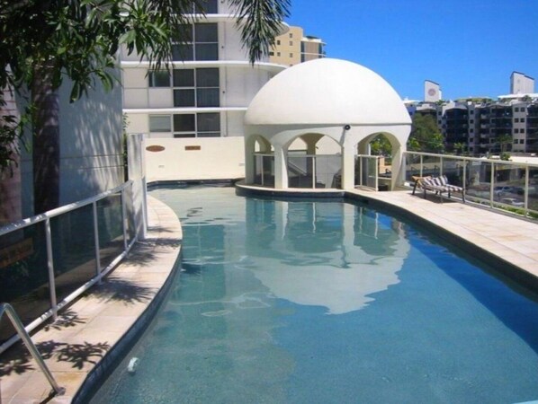 Beheizter Pool