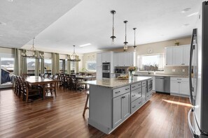 Fridge, microwave, oven, stovetop - Luxury Lake Getaway | Hot Tub & Games | Sleeps 28 (Hollister)