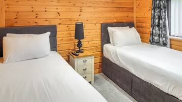 2 bedrooms