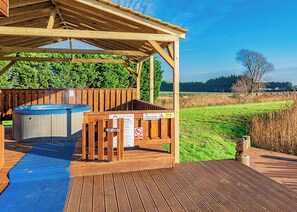 Terrace/patio - 1 bedroom accommodation in Ely (Ely)