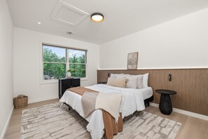 3 habitaciones, tabla de planchar con plancha y wifi gratis 