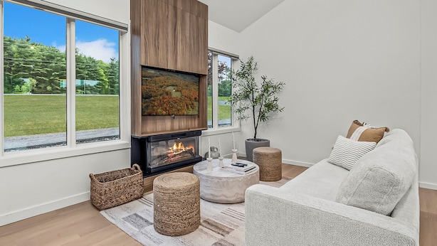 Smart-TV, Kamin