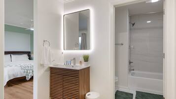 Shower, towels, toilet paper