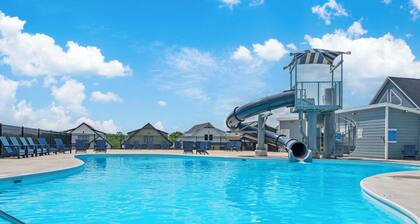 Free Group Tickets at this XL Lake Home with Games, Hot Tub and Resort Amenities!