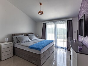 5 bedrooms, Internet