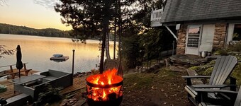 Cozy A-Frame chalet on the beautiful Kennisis Lake. Family and Pet Friendly!