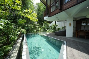 Udendørs pool, liggestole