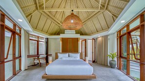 Superior Villa, Balcony, Garden View