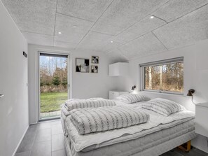 5 bedrooms, Internet