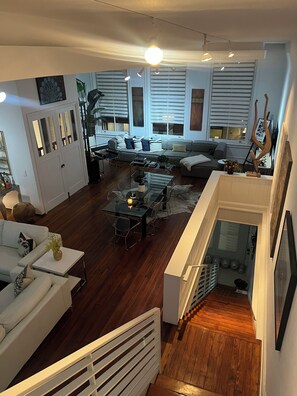 Interior - The Jewel of the French Quarter, a perfect place. (New Orleans)