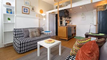 Smart TV y chimenea