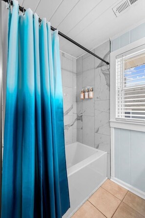 Hair dryer - Surf Shack|Steps to Beach|Pool|2nd Row|Sleep 17 (North Myrtle Beach)