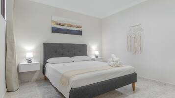 2 makuuhuonetta, silitysrauta/-lauta, internet, vuodevaatteet