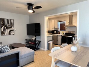 Interior - Cozy 1-Bedroom Retreat with In-Unit Laundry (Hanford)
