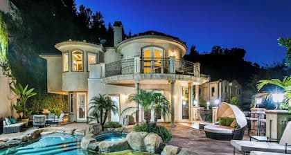 Robmar Mansion - Beverly Hills Mediterranean Estate With Pool & Sport Court