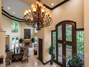 Luxury Villa, Multiple Beds, Pool Access, Mountain View (Robmar Mansion) | Interior