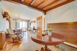 House | Living room