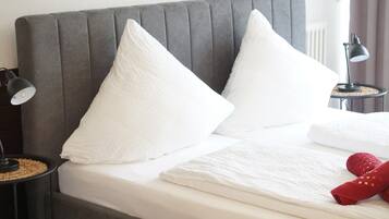 1 Schlafzimmer, BĂŒgeleisen/BĂŒgelbrett, kostenloses WLAN, BettwĂ€sche