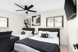 House, 5 Bedrooms, Non Smoking, Private Pool | 5 bedrooms, blackout drapes, iron/ironing board, free WiFi - Luxury Zilker Home Pool Hot Tub Kitchen (Austin)