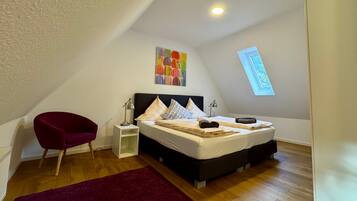 3 quartos, ferros/tábuas de passar roupa, Wi-Fi de cortesia