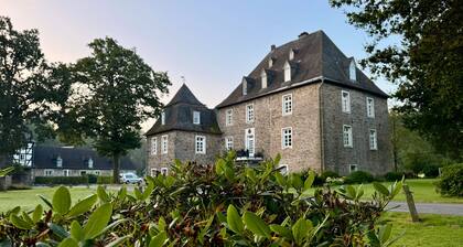 Ferienwohnung 'Brunnenhaus' mit privater Terrasse, privatem Garten und Wi-Fi