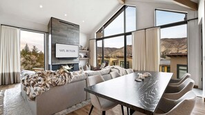 Interior - 2 Homes 7 Beds Sleeps 20 Pool Hot Tub Walk to Ski (Avon)