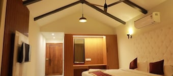 DEE COTTAGE