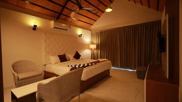 Deluxe-Ferienhaus, 1 King-Bett, Poolblick | Kostenloses WLAN