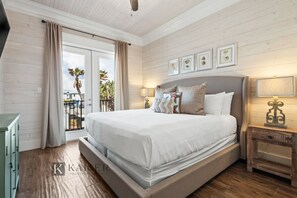 7 bedrooms, desk, iron/ironing board, free WiFi