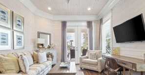 Smart TV, books, offices - Welcome to Tide and True â€“ New Luxury Beachfront Retreat | Cottages at Romar 17 (Orange Beach)