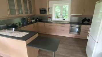 Microwave, oven, stovetop