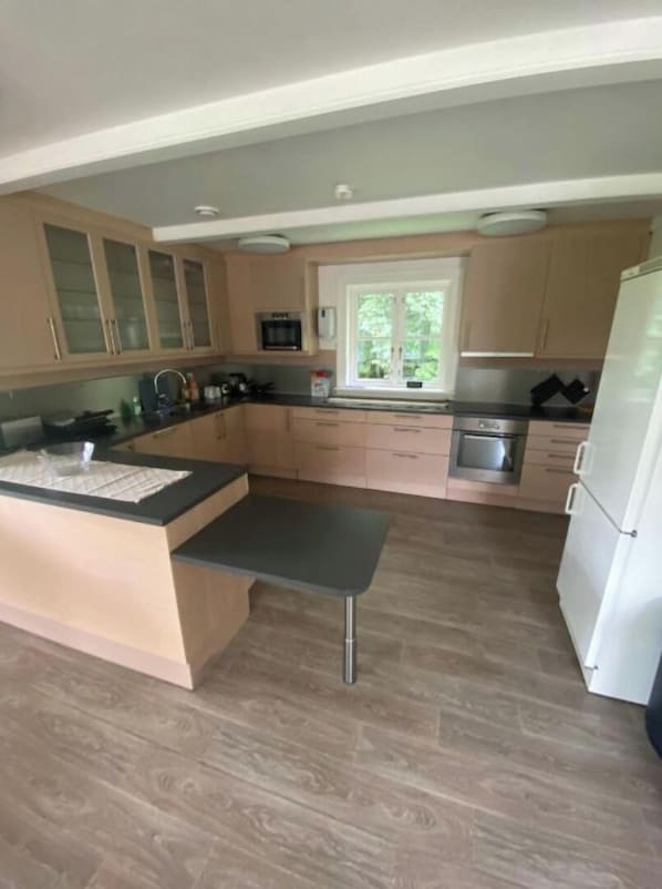 Microwave, oven, stovetop