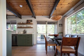 Dining - The Robin: BLS Lake Access, Hot Tub, Curated Luxury Design, & Kids Game Room (Arnold)