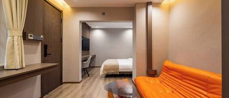 Classic Double Room, 1 Queen Bed, Garden View