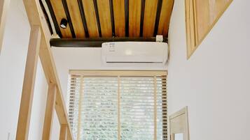 Comfort Double Room, 1 King Bed, Microwave, Garden View | View from property