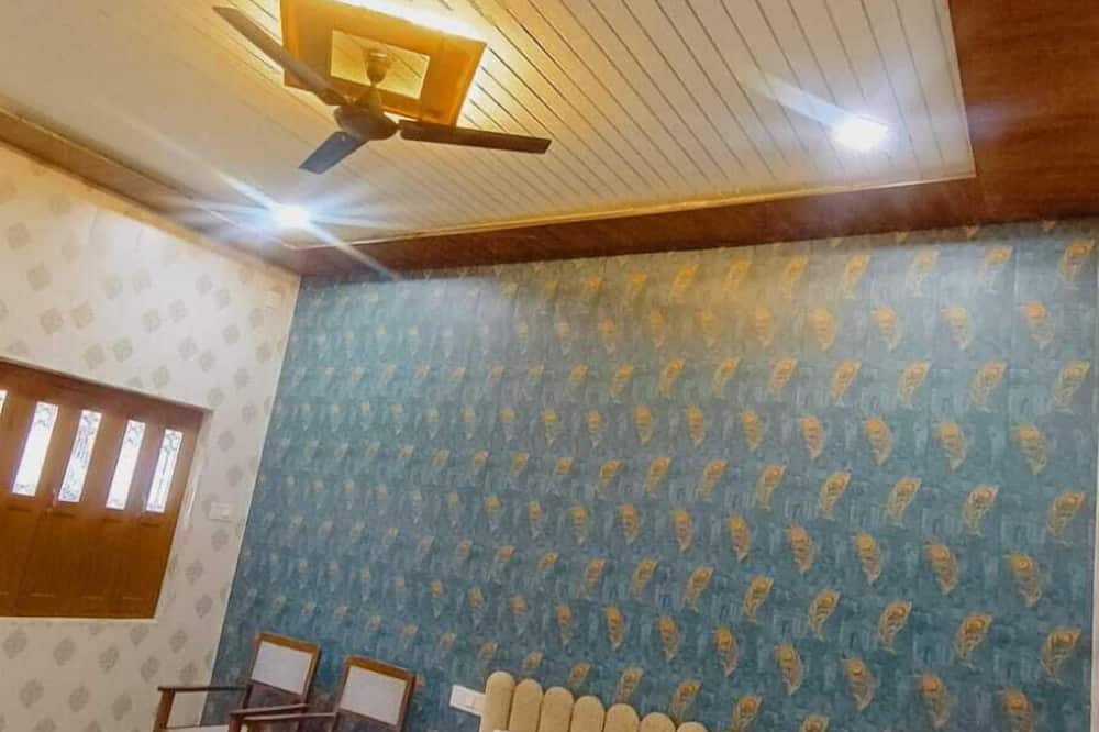 Shree p Guest House