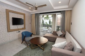 Classic Apartment | Living area