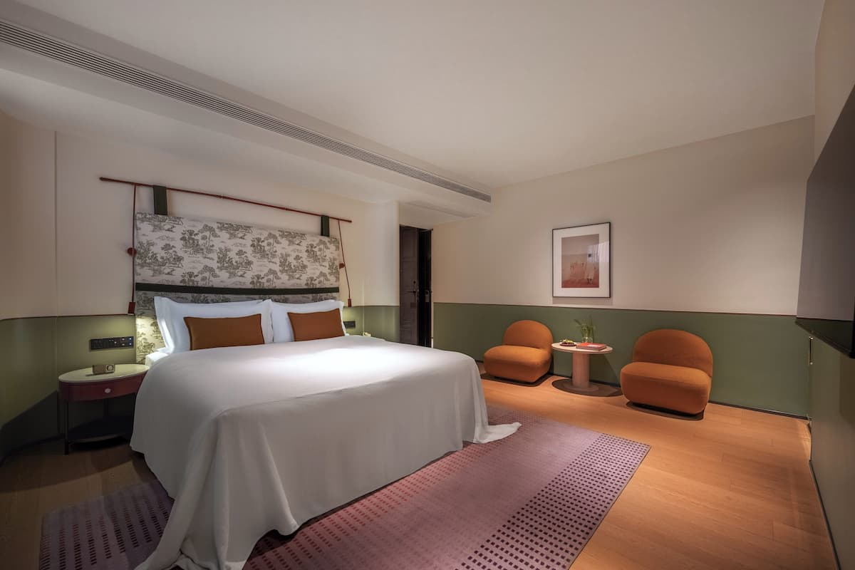 高級雙人房 | 熨斗/熨衫板、免費 Wi-Fi