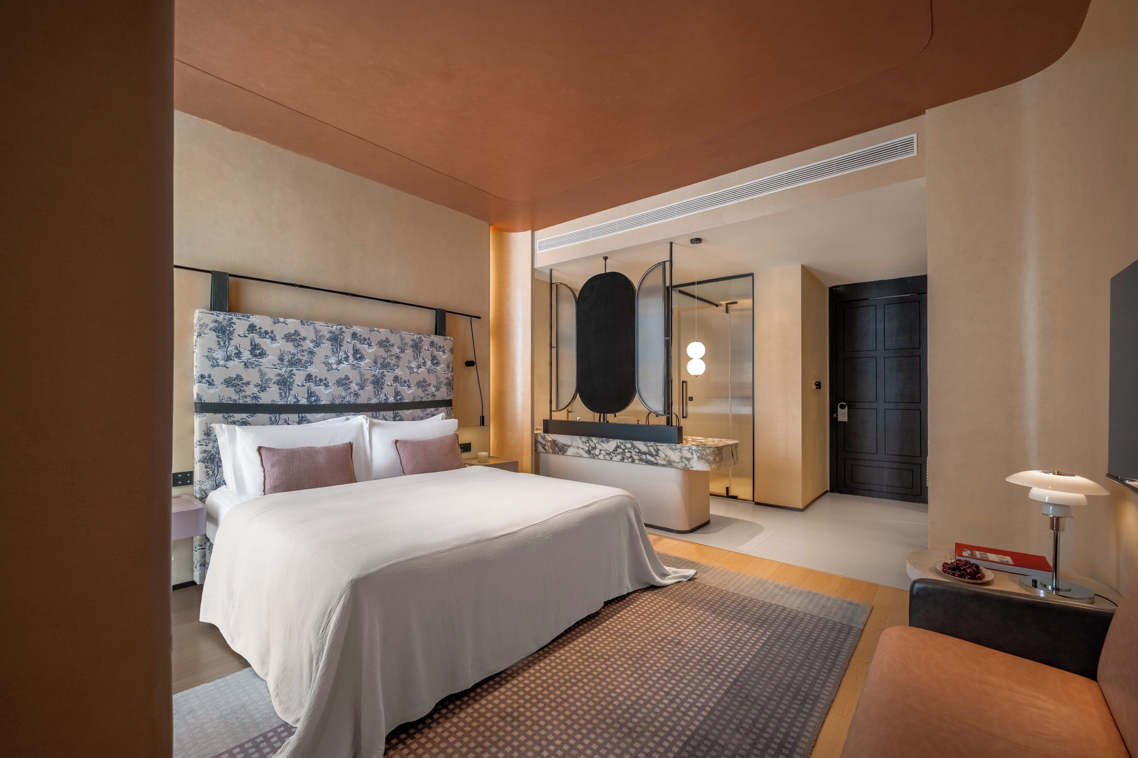 Elite Double Room | Iron/ironing board, free WiFi