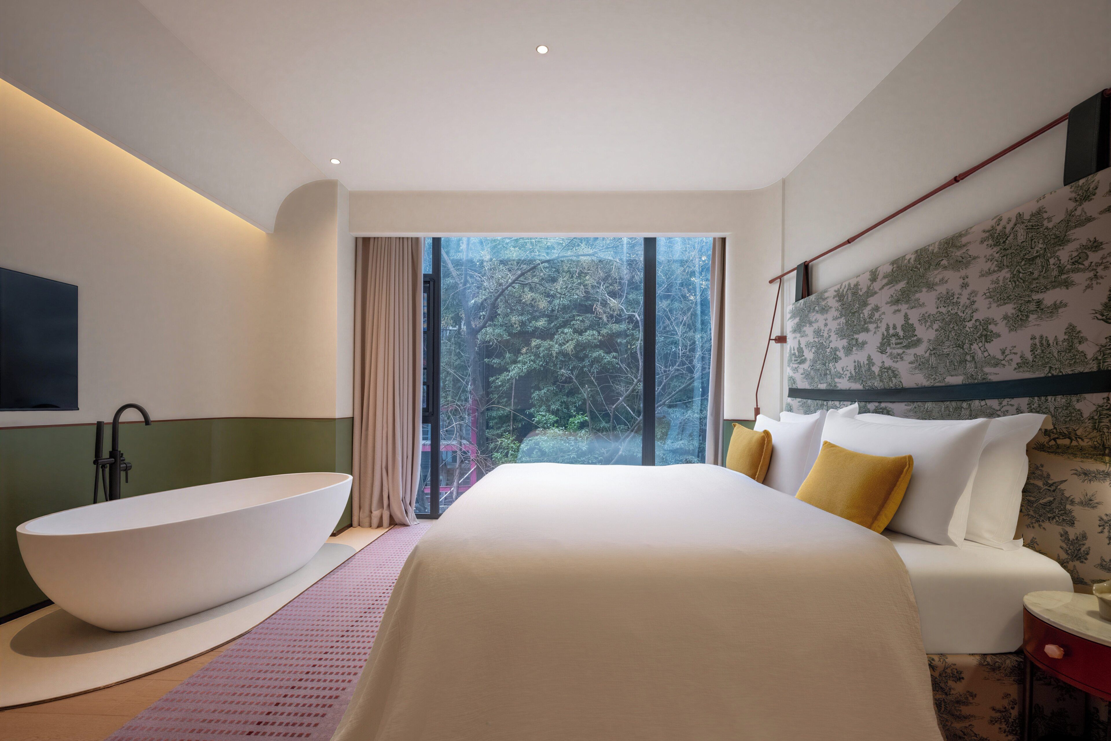 浪漫双人房 | 熨斗/熨板、免费 WiFi