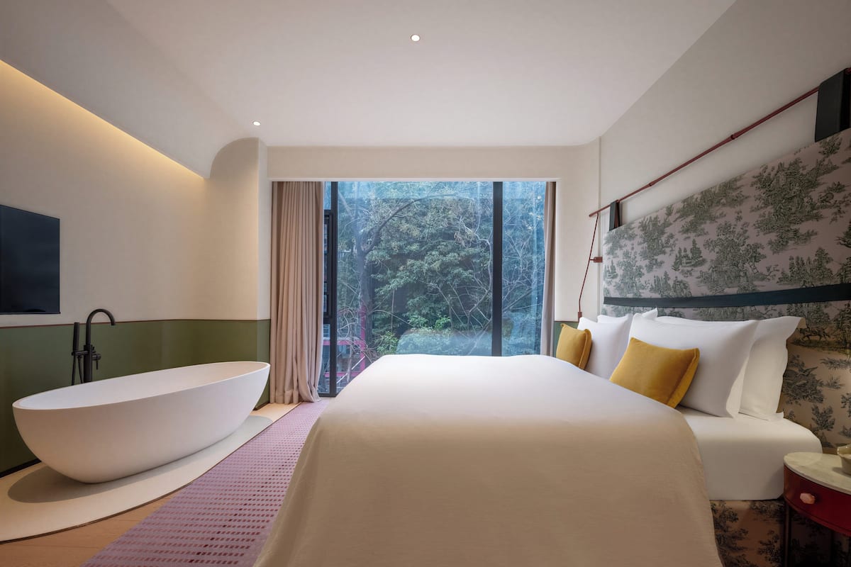 浪漫雙人房 | 熨斗/熨衫板、免費 Wi-Fi