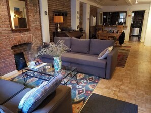 Living area - Harlem's Finest 2 Bedroom Garden Apartment! (New York)