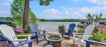 Blue Ridge Beach - Sleeps 10, screened-in porch, fantastic views.