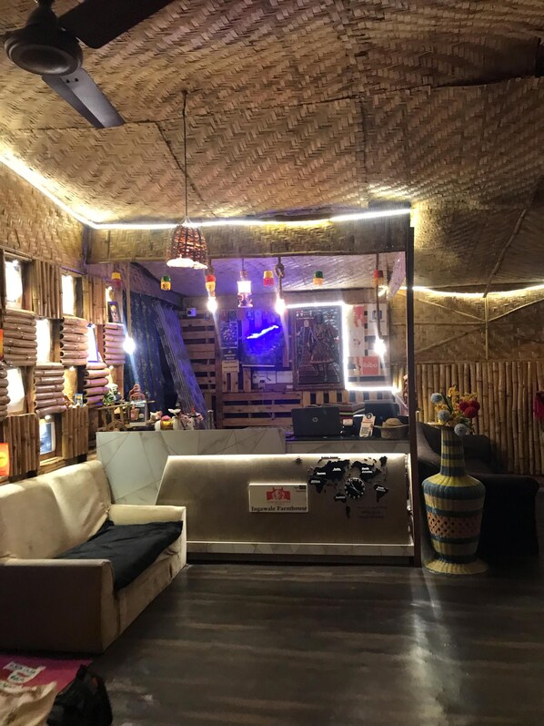 Reception - ingawale farmhouse  (Satara)