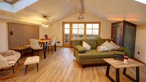 Unclassified image, 5 of 12, button - B Apartment Hörndl 52sqm, balcony, kitchen, 1 bedroom, 1 bedsit. (Ruhpolding)