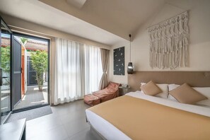 31XIANGSE Big bed | Individually decorated, individually furnished, blackout drapes - NuanTang Hotel- Universal Beijing Branch (Tongzhou)
