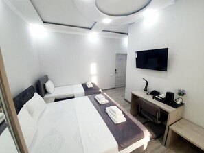Soundproofing, free WiFi - Shosh Boutique Hotel (Tashkent)